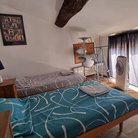 Apartament Petit Nid Cosy Typiquement Provencal Villecroze Zewnętrze zdjęcie